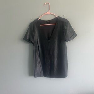 AS by DF chic navy blue V-Neck Women's Short Sleeve Top